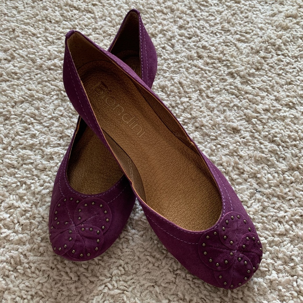 Women’s heel shoes size 6